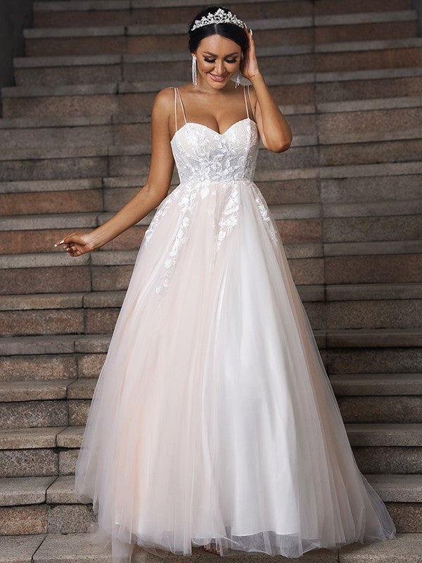 A-Line/Princess Tulle Applique Sweetheart Sleeveless Sweep/Brush Train Wedding Dresses