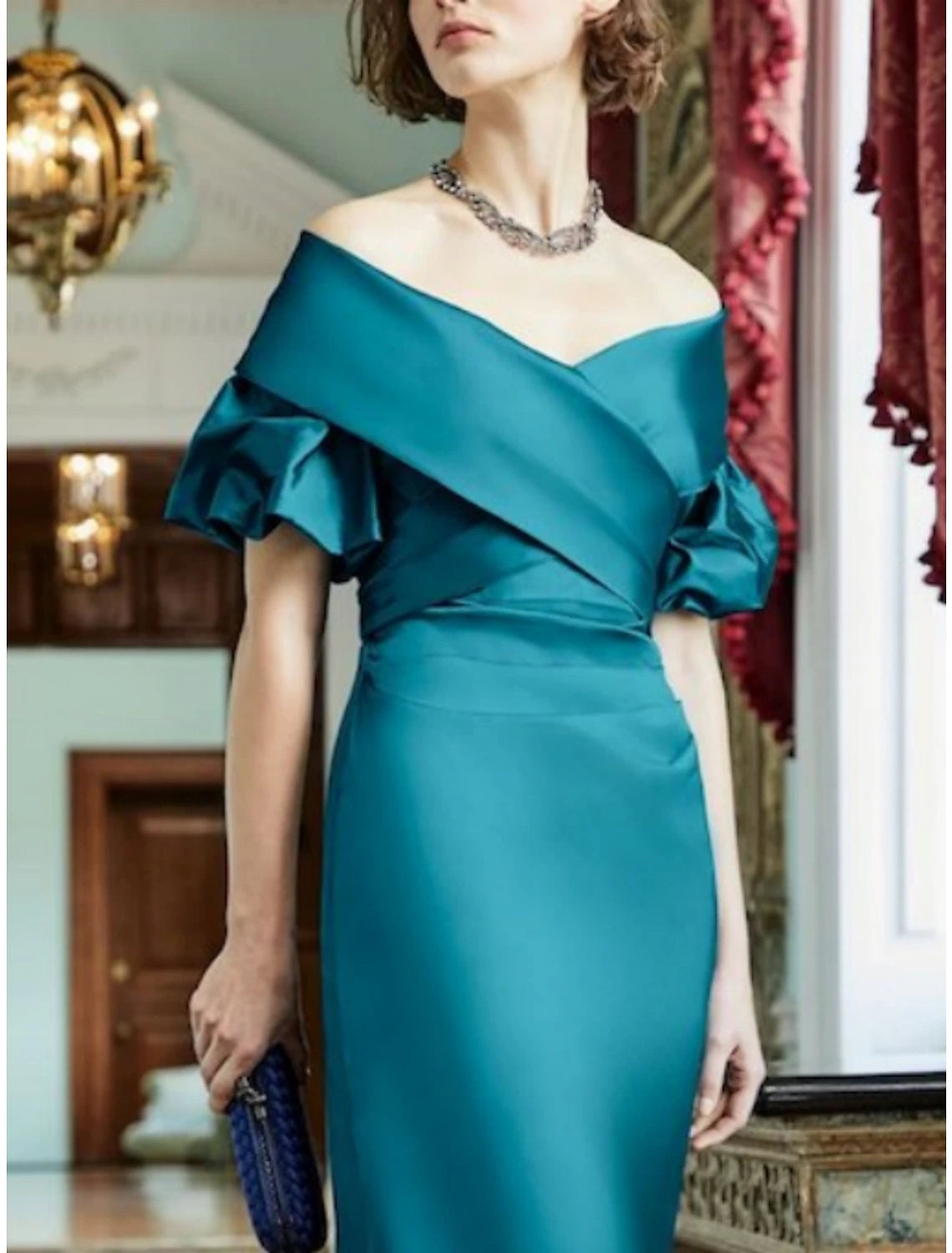 Etuikleid/Säulenkleid für die Brautmutter, Hochzeitsgast, elegante Party, schulterfrei, bodenlang, Satin, kurze Ärmel mit Rüschen