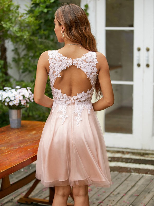 A-Linie/Princess-Linie Tüll Applikationen V-Ausschnitt Ärmellos Kurz/Mini Kleider