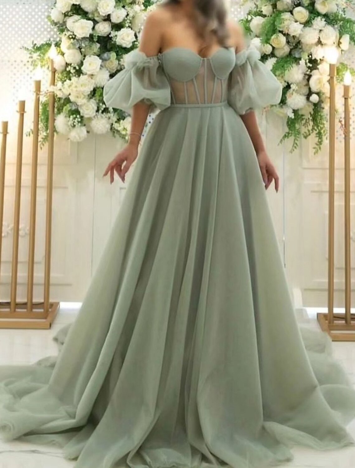 Robe de bal trapèze, corset, robe de mariée, cravate noire, traîne courte, manches courtes, sans bretelles, tulle avec fronces