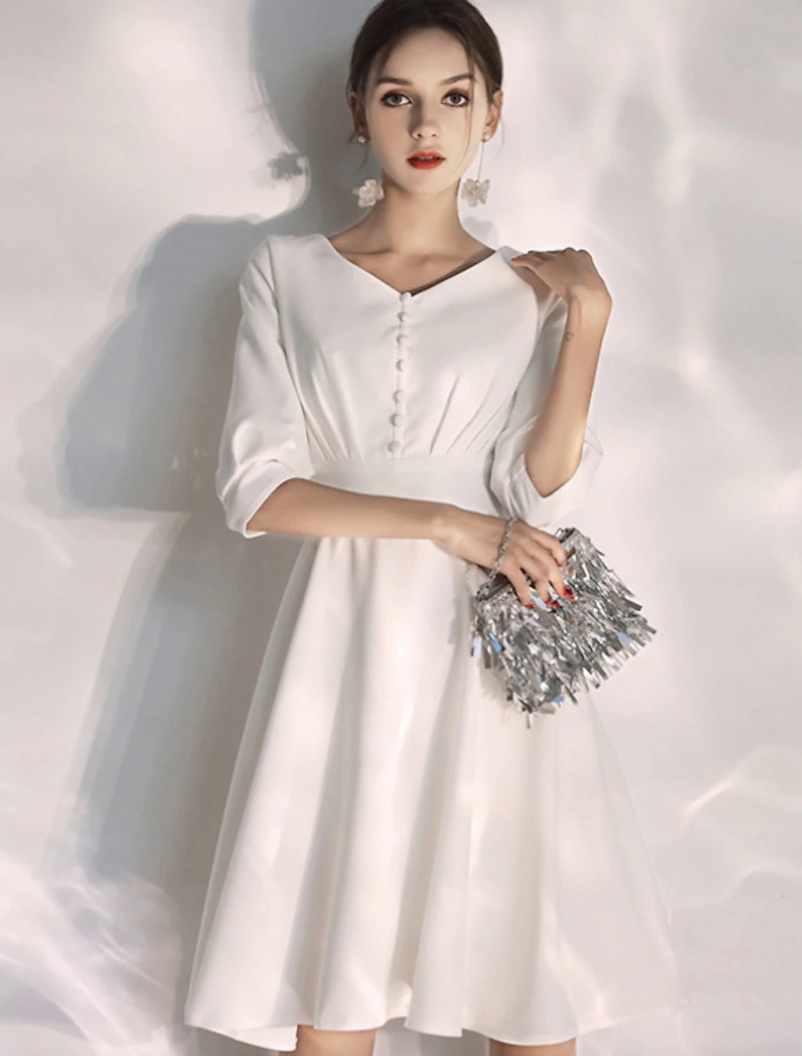 Petites robes blanches de réception, robes de mariée trapèze, col en V, manches mi-longues, tissu extensible, robes de mariée avec