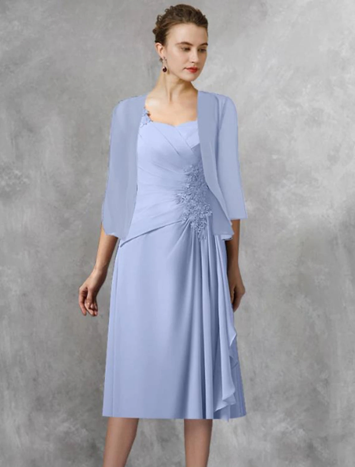 Zweiteiliges A-Linien-Kleid für die Mutter der Braut, Hochzeitsgast, elegant, quadratischer Ausschnitt, knielang, Chiffon, Spitze, halbe Ärmel, Wickelkleid inklusive, seitlich drapierte Applikationen