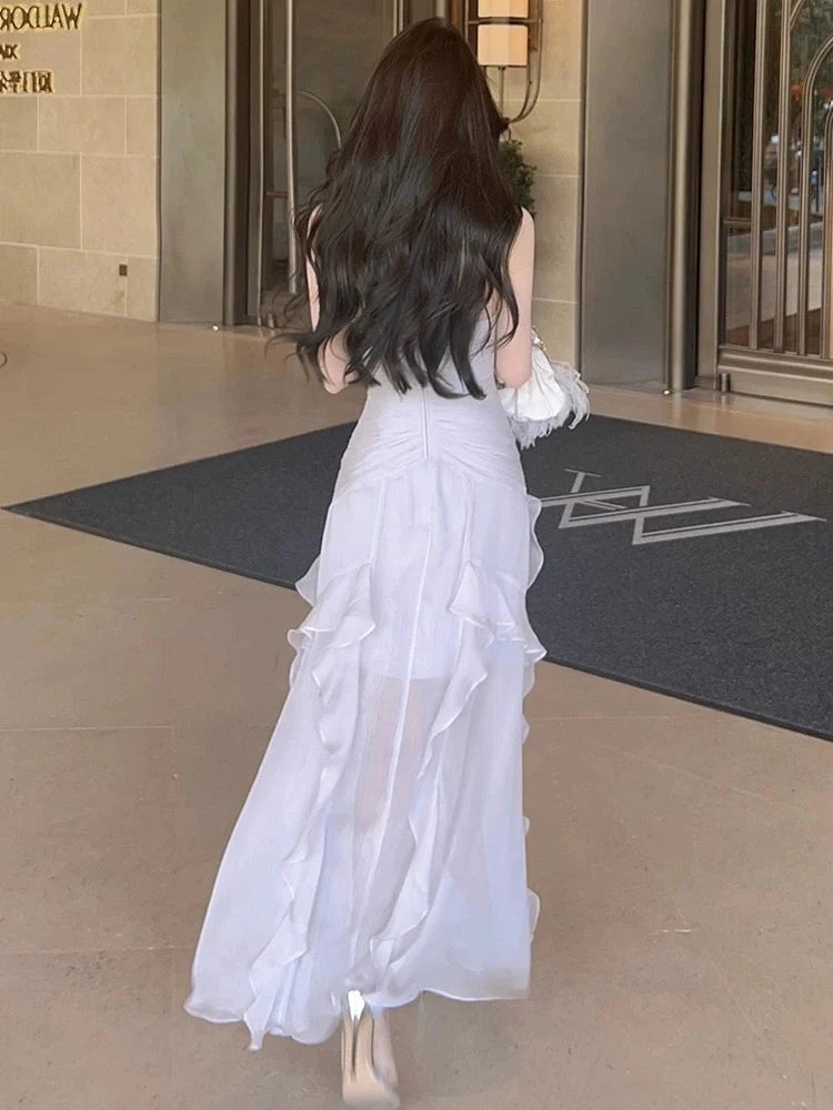 Trägerloses A-Linien-Abendkleid mit Lotusblatt-Kante