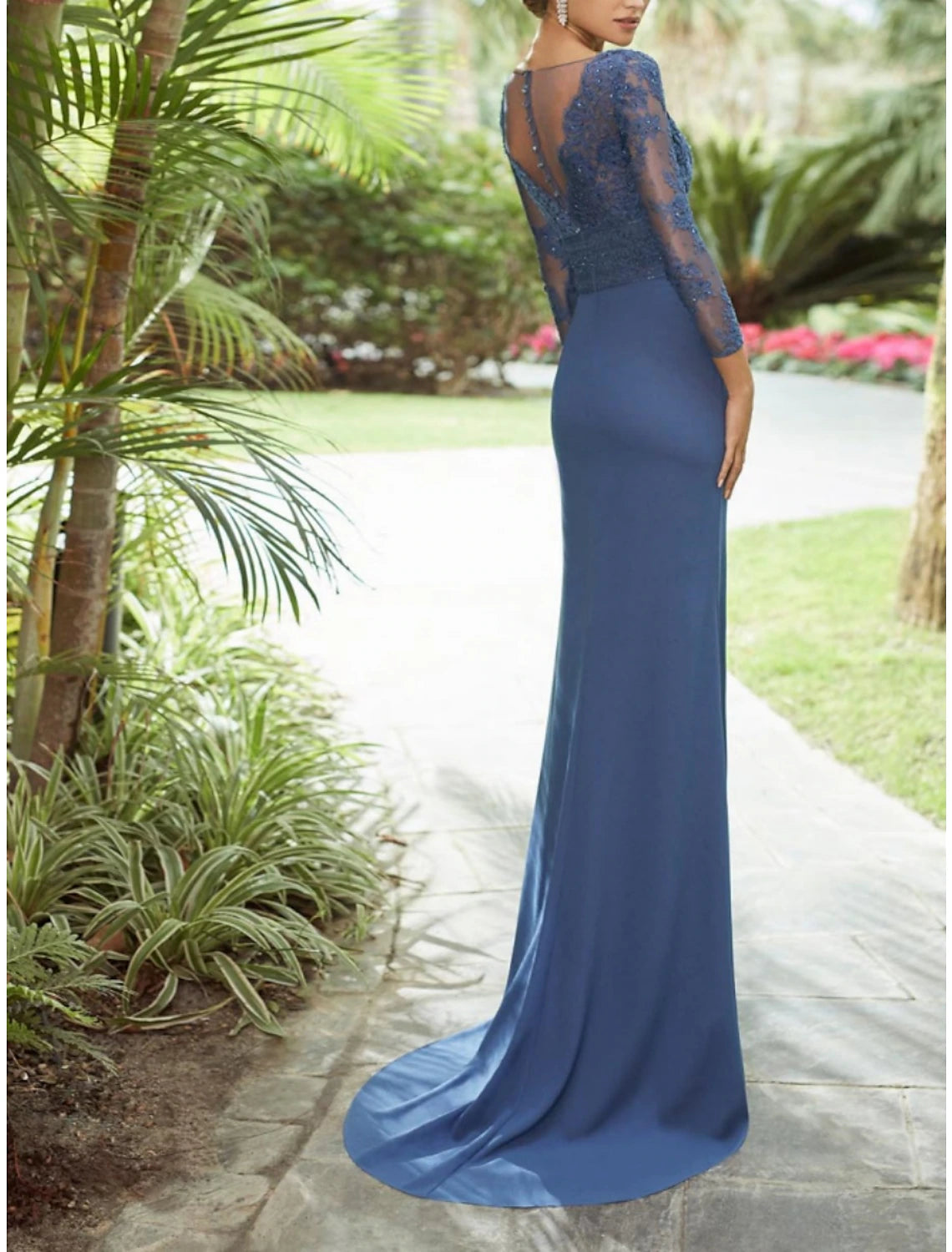Etuikleid/Säulenkleid für die Brautmutter, Herbst, Hochzeit, Gastparty, elegant, V-Ausschnitt, Schleppe, Chiffon, Spitze, 3/4-Ärmel mit Falten, Pailletten, Rüschen
