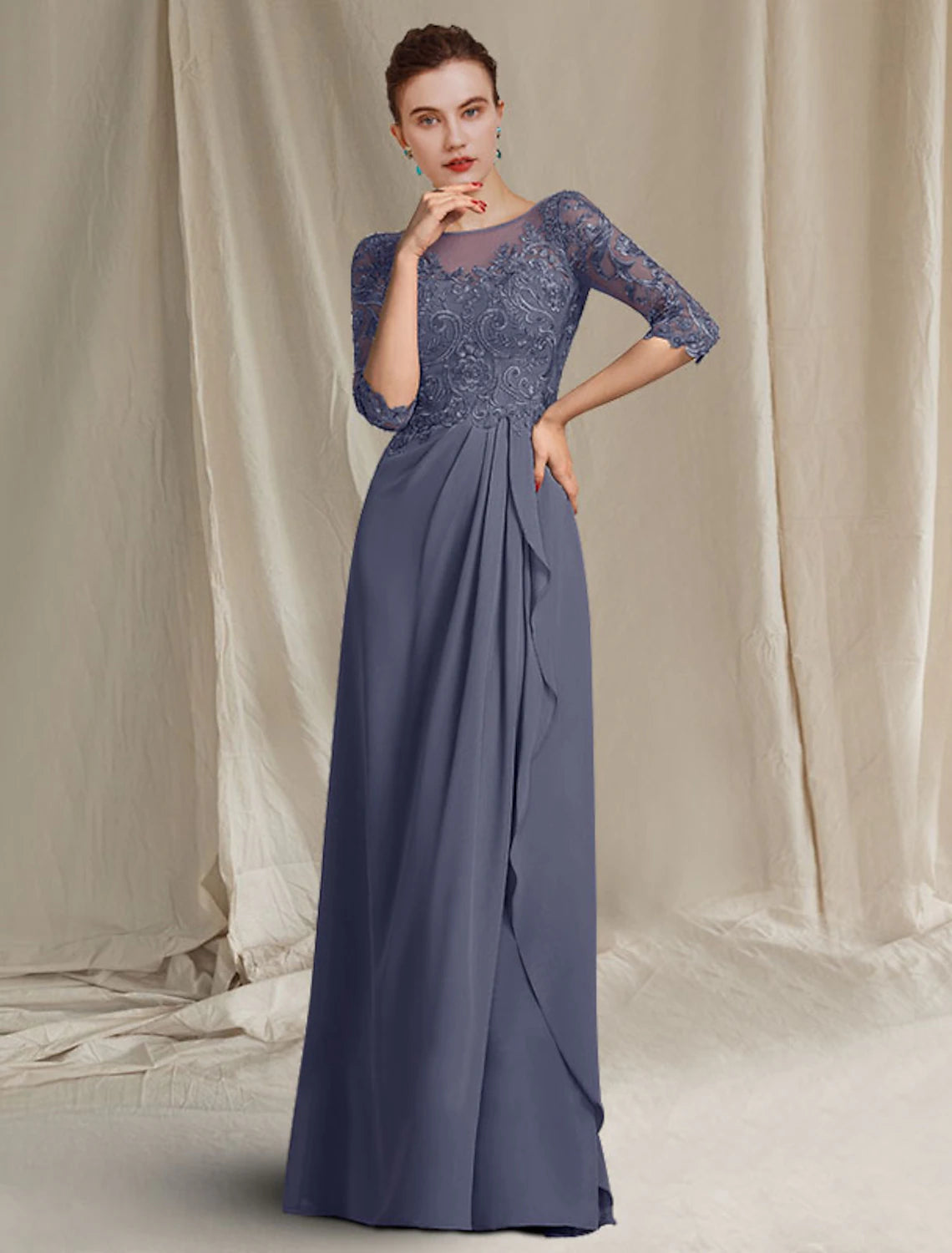 Etuikleid/Säulenkleid für die Brautmutter, elegante Übergröße, Rundhalsausschnitt, bodenlang, Chiffon, Spitze, 3/4-Ärmel mit Falten, Rüschen, Applikationen