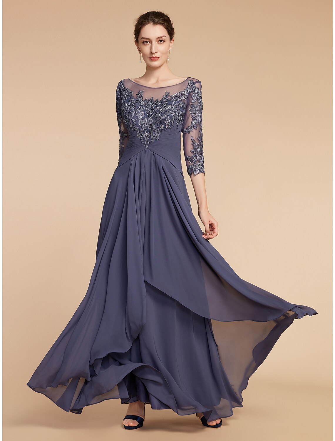 A-Linien-Kleid für die Brautmutter, elegant, V-Ausschnitt, bodenlang, Chiffon, Spitze, 3/4-Ärmel mit Rüschen und Applikationen