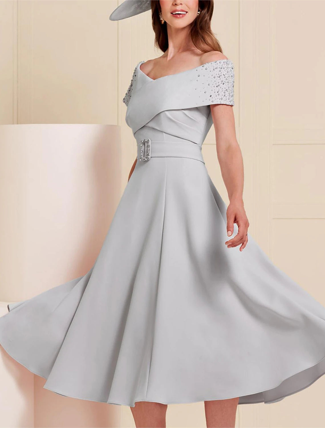 A-Linie Kleid für die Mutter der Braut, Hochzeitsgast, elegant, schulterfrei, knielang, Stretch-Stoff, kurze Ärmel, mit Schärpe/Band, Perlenstickerei, einfarbig
