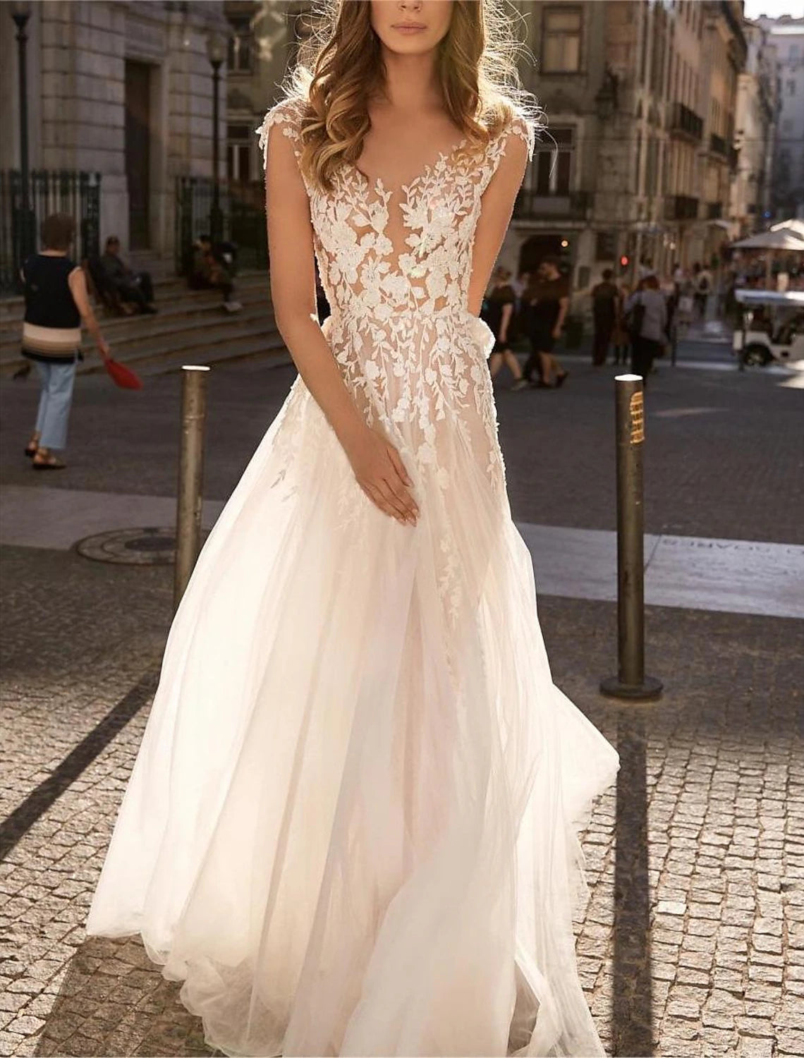 Robe de mariée bohème de plage, coupe trapèze, col bateau, sans manches, longueur au sol, en organza, avec fleurs, couleur unie