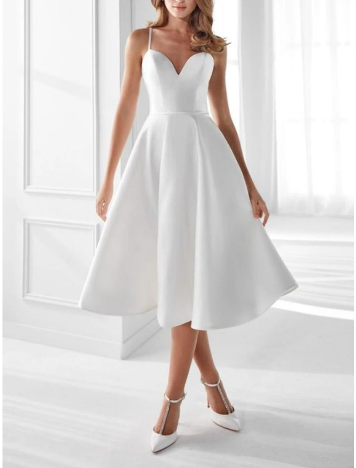 Hall Little White Dresses Brautkleider A-Linie Camisole Ärmellos Tee Länge Satin Brautkleider Mit Falten Einfarbig