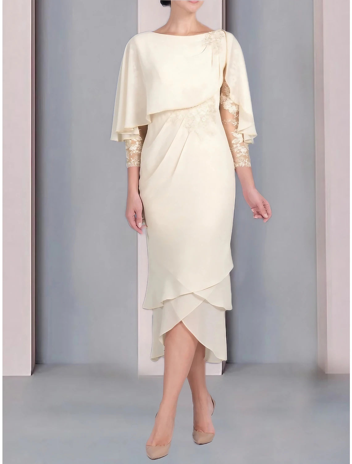 Etuikleid/Säulenkleid für die Brautmutter, Hochzeitsgast, elegant, zierlich, U-Ausschnitt, knielang, Chiffon, 3/4-Ärmel mit Spitzenapplikationen