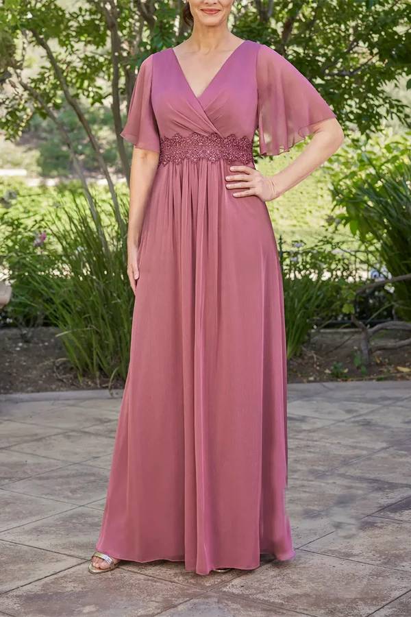 Robe de mère de la mariée élégante grande taille à col en V et manches courtes