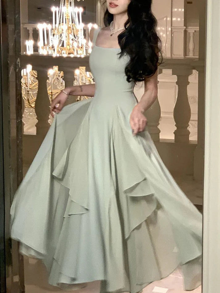 Robe de bal élégante en mousseline de soie à coupe trapèze avec bords à volants pour des robes encore plus élégantes