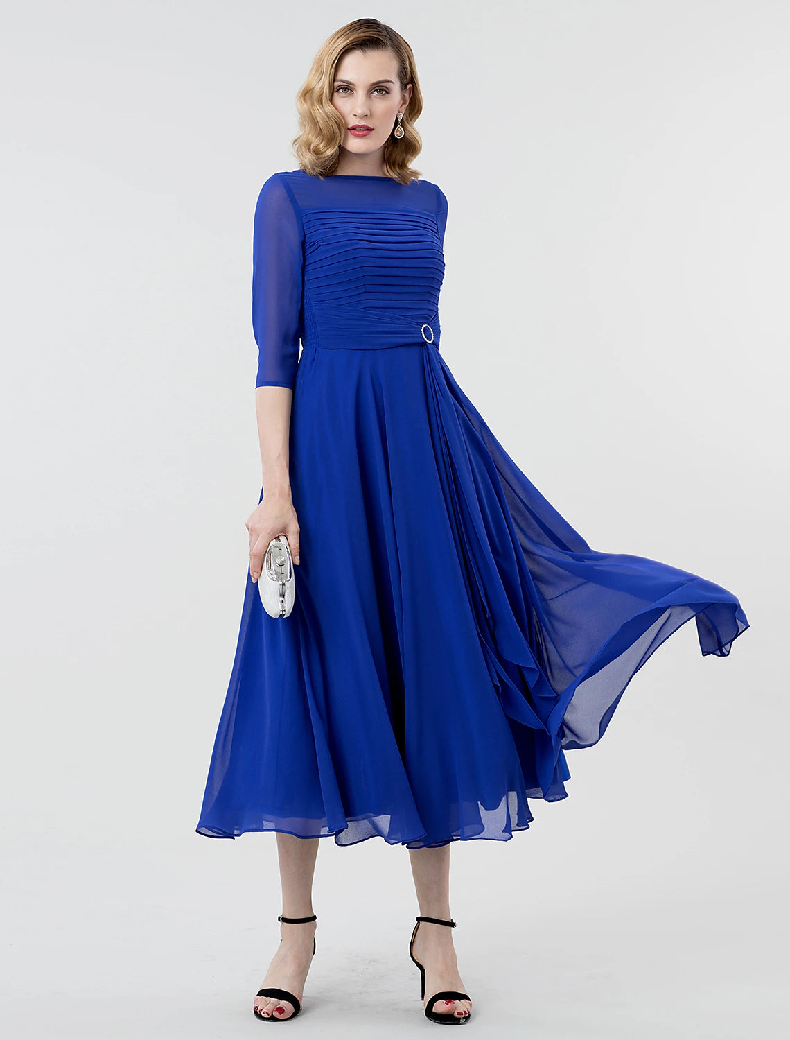 A-Linie, elegantes formelles Abendkleid für Hochzeiten und Partys, U-Boot-Ausschnitt, 3/4-Ärmel, knielang, Georgette mit gerüschter Kristallbrosche