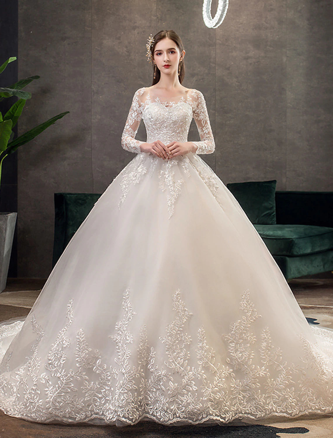 Robes de mariée de fiançailles formelles, robe de bal, col illusion, manches longues, traîne cathédrale, robes de mariée en dentelle avec plis et appliques
