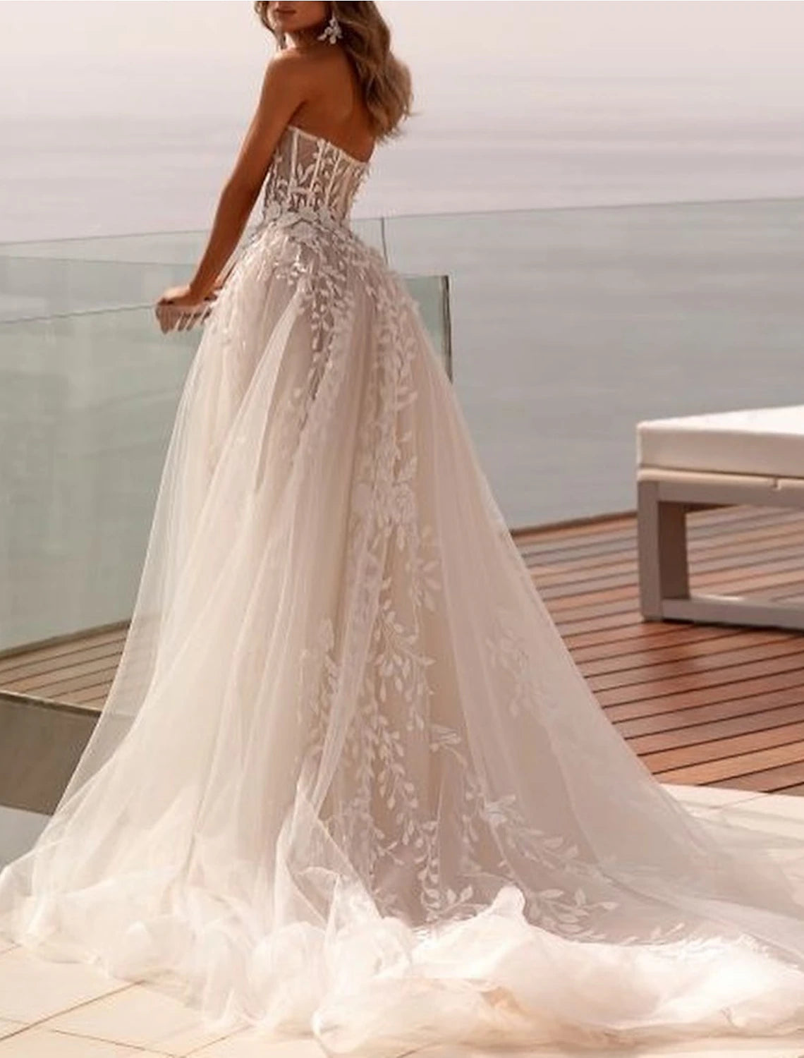 Robe de mariée de plage dos nu, robe de bal, décolleté en cœur, sans manches, traîne courte, en tulle, avec appliques, couleur unie