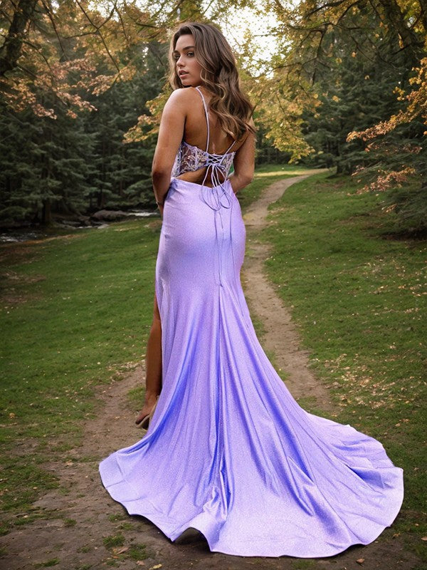 Robe de bal élégante à bretelles spaghetti sans manches et longue au sol