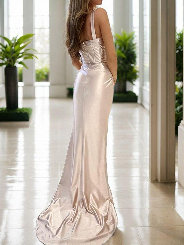 Eng anliegendes, schulterfreies, ärmelloses Satin-Ballkleid mit Korsett und V-Ausschnitt und bodenlangem Rückenausschnitt