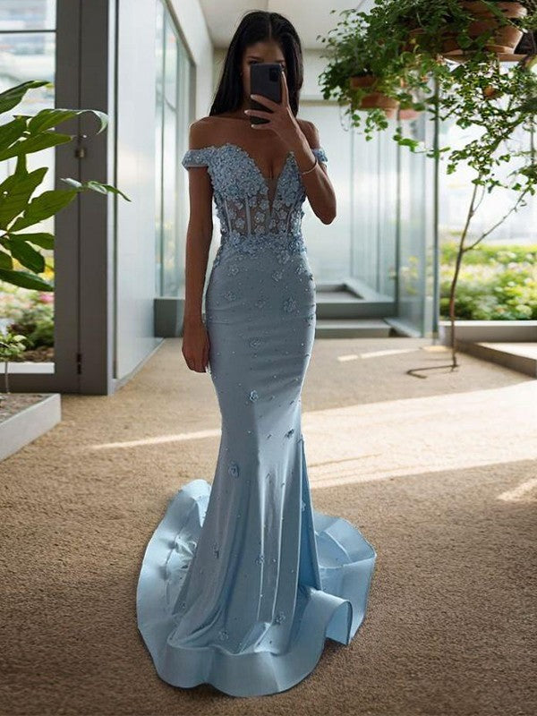 Meerjungfrau Himmelblaues Ballkleid mit Spitzenapplikationen, schulterfrei und bodenlang