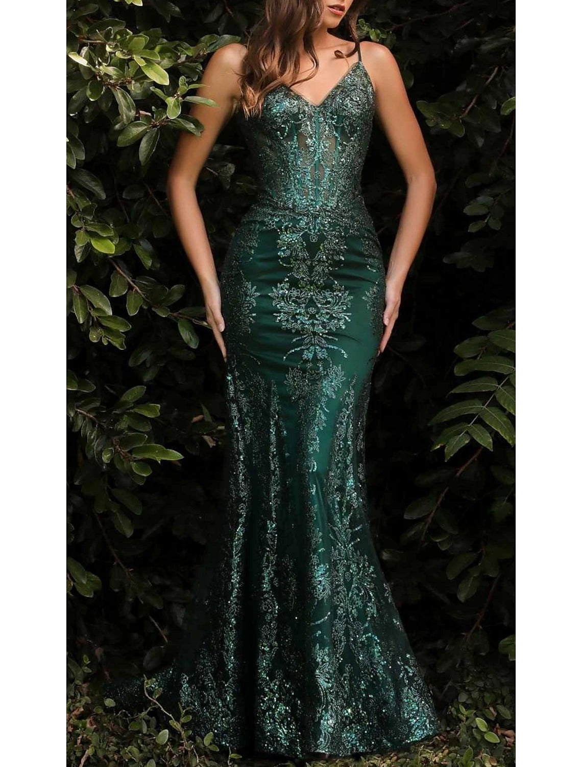 Meerjungfrau/Trompete Ballkleider Promi-Stil Kleid Abschlussball Hofschleppe Ärmellos V-Ausschnitt Spitze mit Glitzerkristallen Pailletten