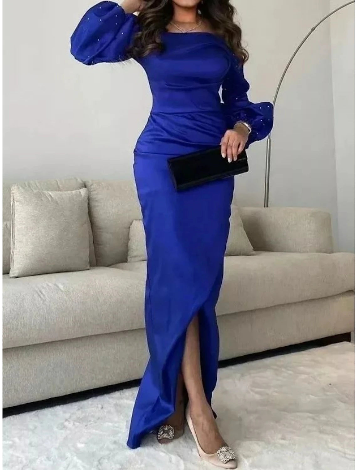 Meerjungfrau/Trompete Abendkleid Elegantes Kleid Formale Bodenlange Langarm Quadratischer Hals Satin mit gerüschtem Paillettenschlitz
