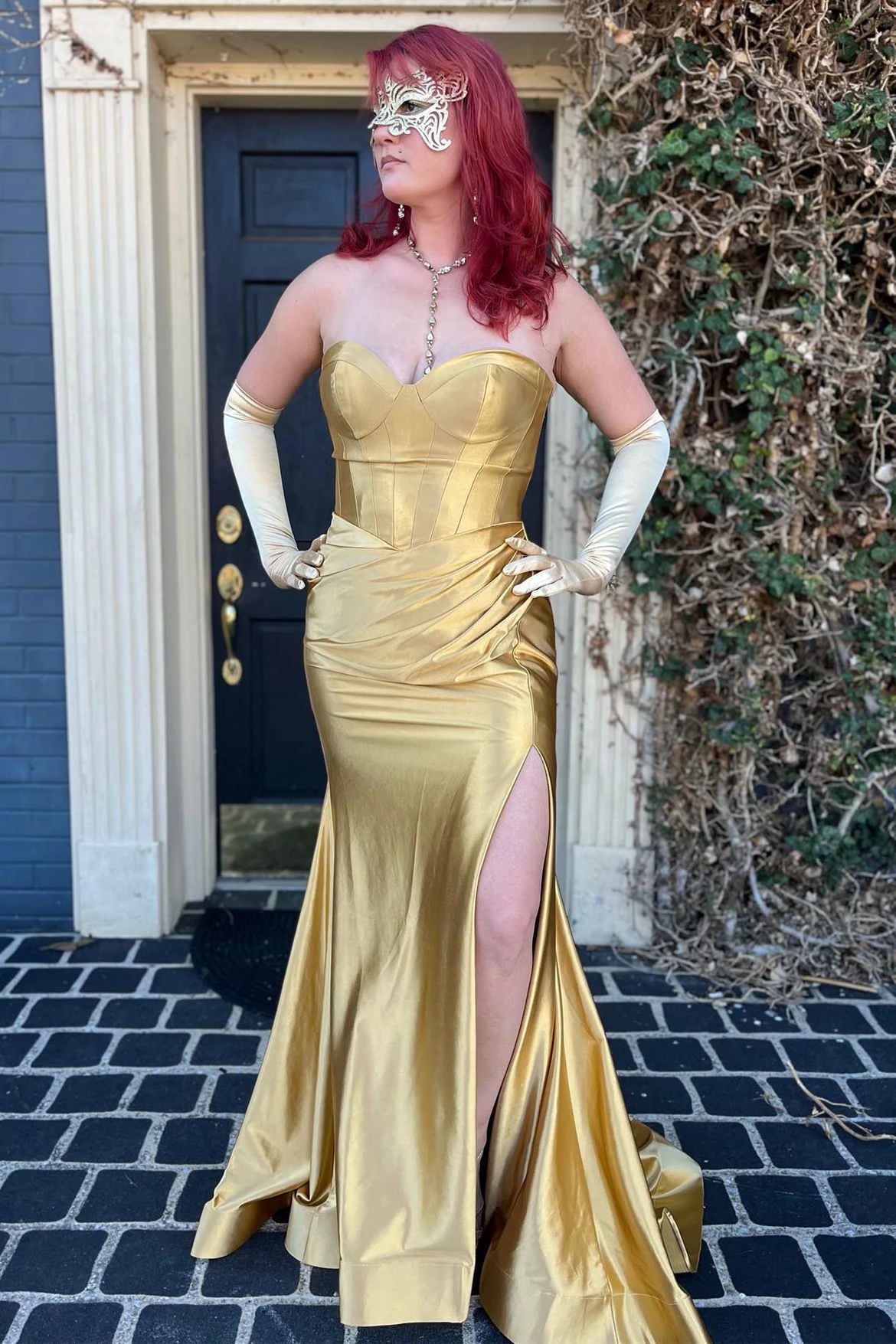 Luxury Gold Mermaid Sweetheart Strapless Open‑Back Floor‑Length Prom Dress