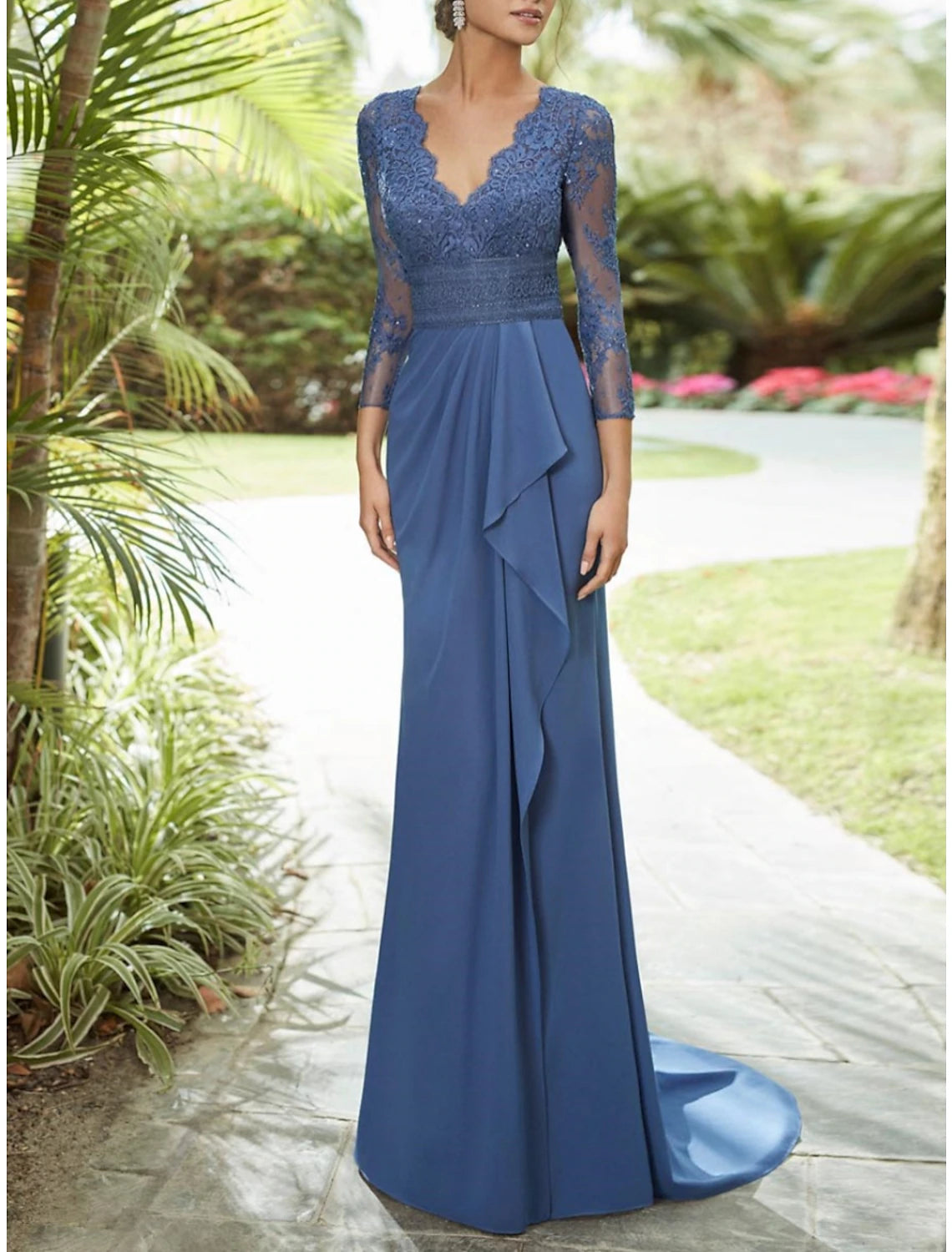 Etuikleid/Säulenkleid für die Brautmutter, Herbst, Hochzeit, Gastparty, elegant, V-Ausschnitt, Schleppe, Chiffon, Spitze, 3/4-Ärmel mit Falten, Pailletten, Rüschen