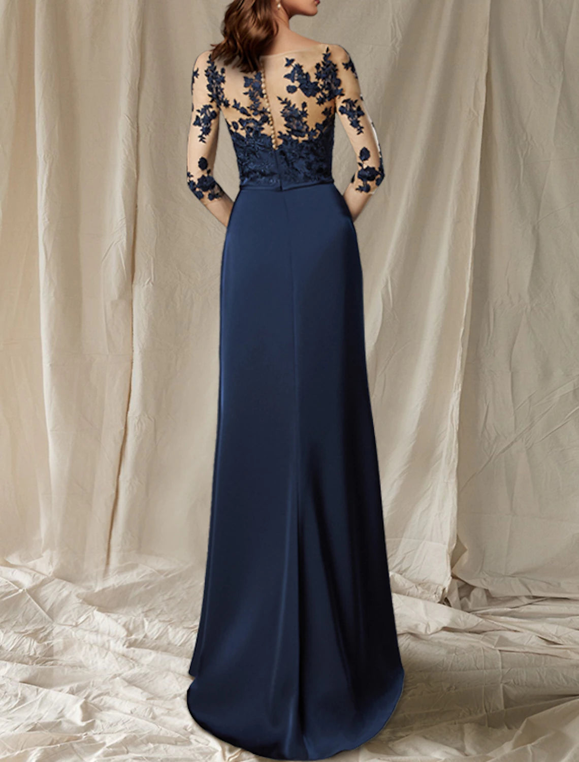 Etui-Linie/Säule Kleid für die Brautmutter, Hochzeitsgast, Übergröße, elegant, Rundhalsausschnitt, Pinselschleppe, Chiffon, halbe Ärmel mit Applikationen, Herbst