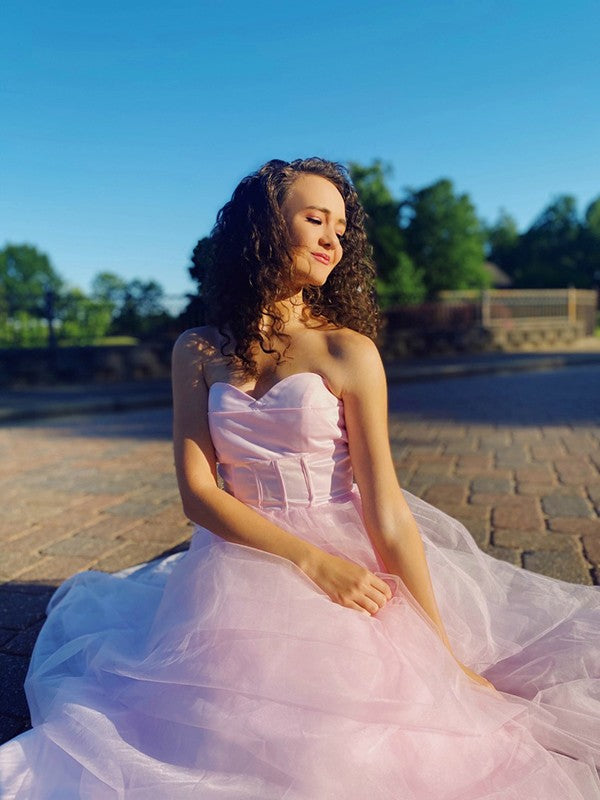 A-Line/Princess Tulle Sweetheart Sweep/Brush Train Sleeveless Ruffles Dresses