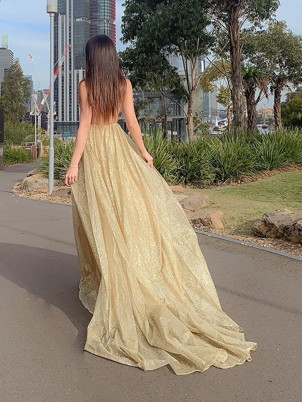 Robe trapèze/princesse sans manches, col en V, traîne courte, tulle froncé