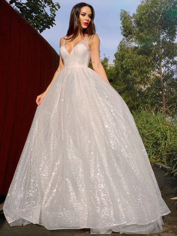 Robe trapèze/princesse sans manches, col en V, tulle, sequins, traîne courte