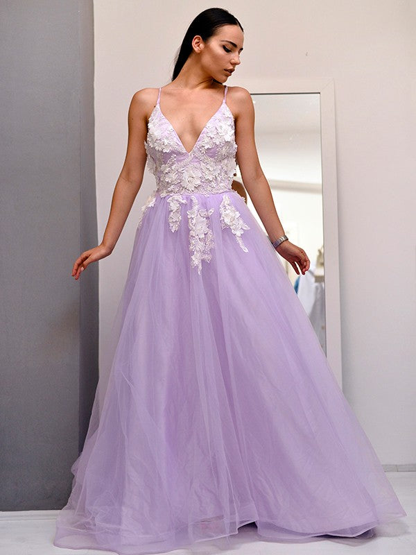 Robe trapèze/princesse en tulle, col en V, sans manches, avec traîne courte