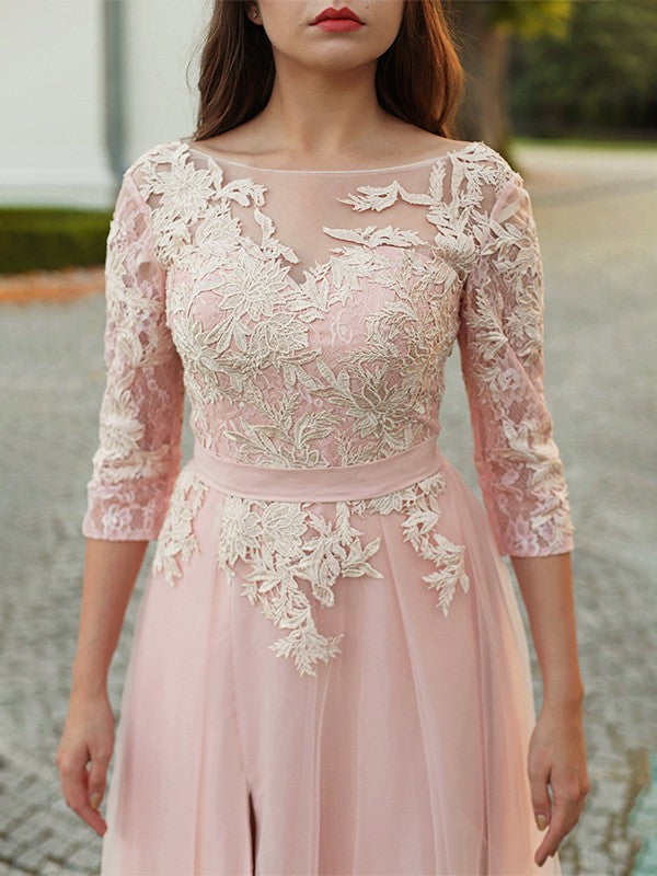 A-ligne/Princesse Tulle Appliqués Bateau Manches 3/4 Traîne Brosse Robes