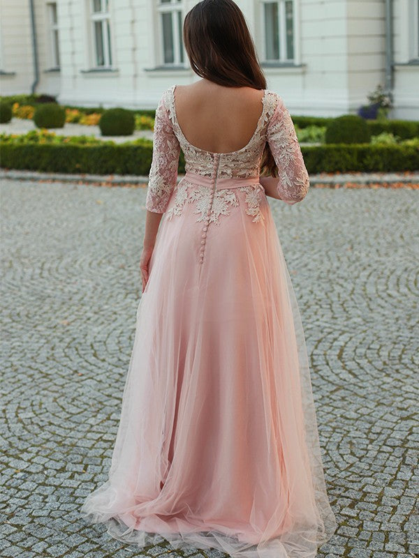 A-ligne/Princesse Tulle Appliqués Bateau Manches 3/4 Traîne Brosse Robes