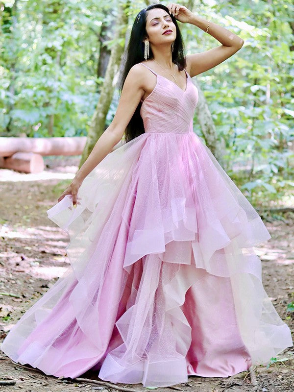 Robe trapèze/princesse en tulle à volants et bretelles spaghetti sans manches, longueur au sol