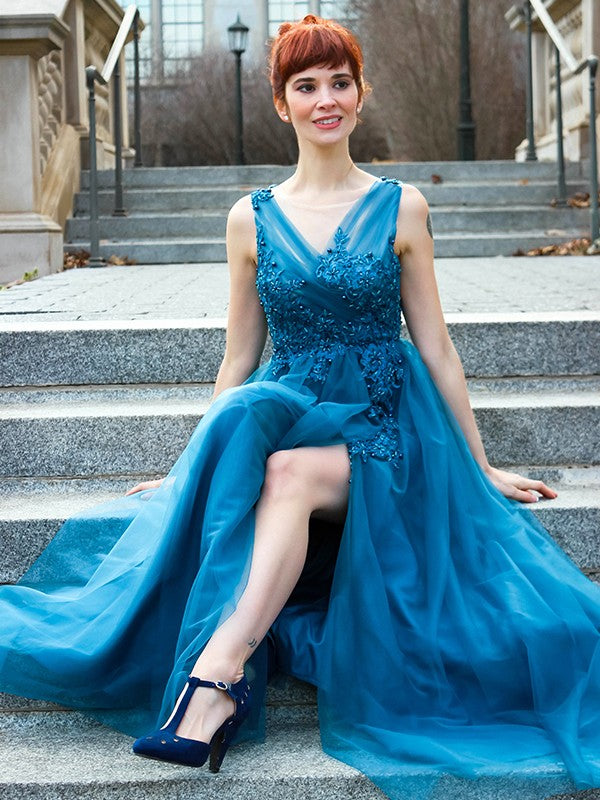 A-Line/Princess Tulle Applique V-neck Sleeveless Floor-Length Dresses