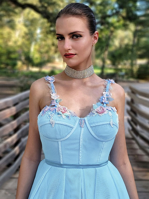 A-Line/Princess Applique Straps Sleeveless Court Train Dresses