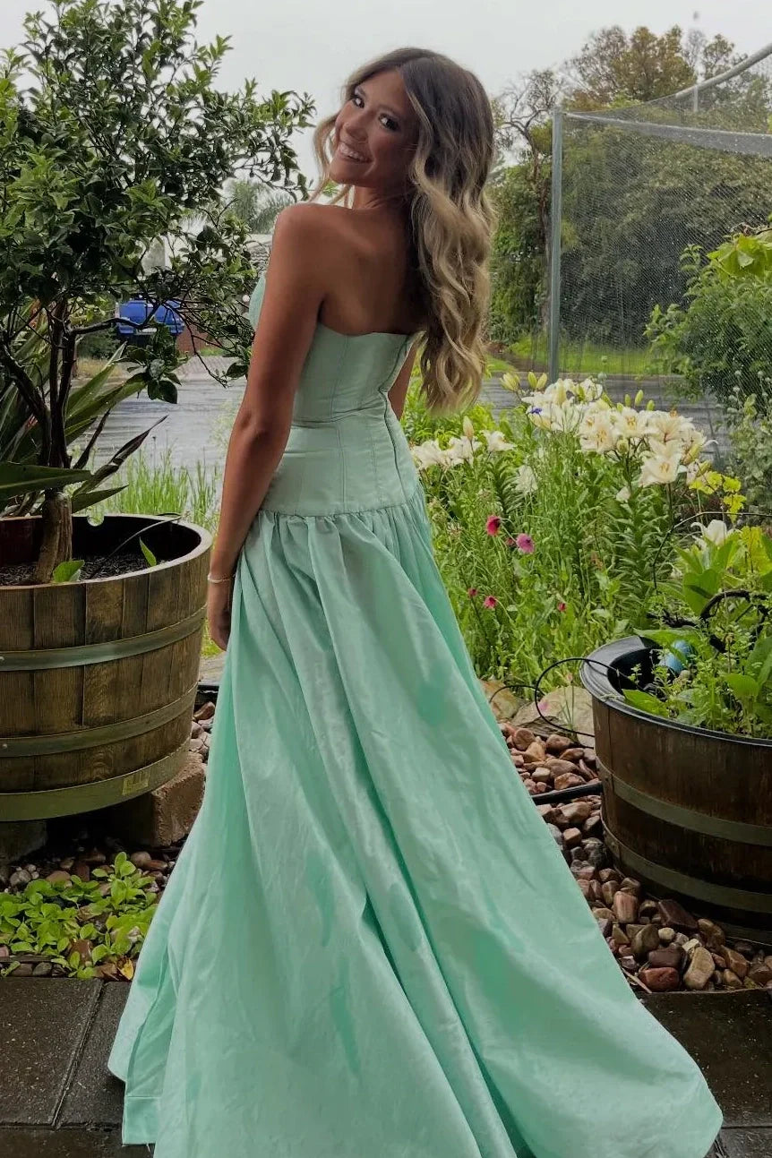 Mint Green Ball-Gown Strapless Floor-Length Prom Dress