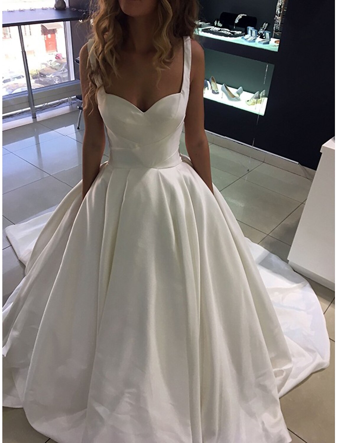 Formelle Brautkleider Ballkleid Camisole Ärmellos Hofschleppe Satin Brautkleider Mit Falten