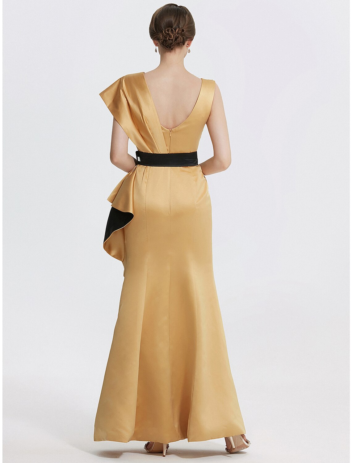 Etuikleid/Säulen-Abendkleid, elegantes Kleid, formell, bodenlang, ärmellos, Rundhalsausschnitt, Satin mit Stickerei-Applikationen
