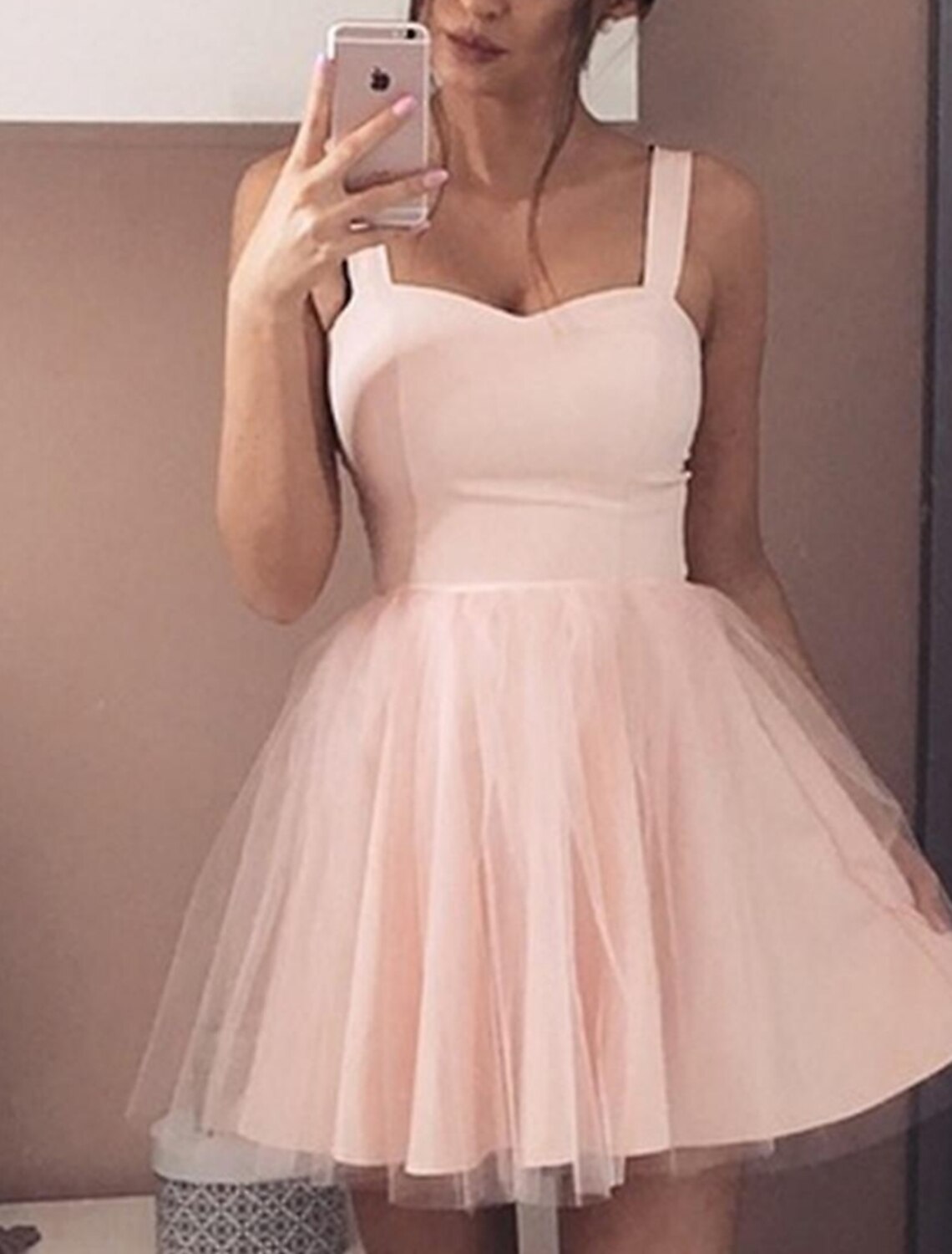 Robe de cocktail trapèze, robe de soirée, robe d'invitée de mariage, robe de soirée courte/mini sans manches, robe rose en tulle avec plis