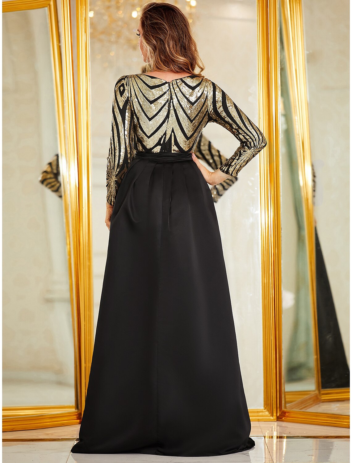 Meerjungfrau/Trompete Abendkleid Sparkle &amp; Shine Kleid Formale Hochzeit Bodenlang Langarm V-Ausschnitt Abnehmbarer Polyester mit Pailletten-Überrock