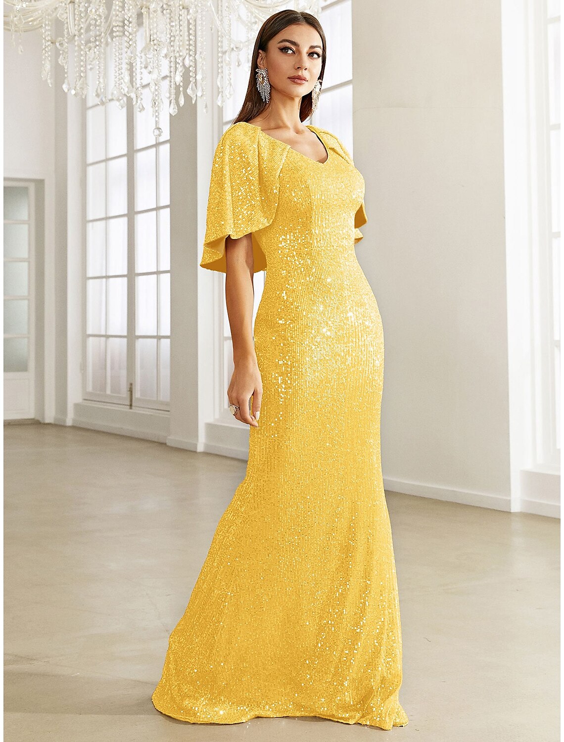 Meerjungfrau/Trompete Abendkleid Elegantes Kleid Formell Herbst Sweep/Pinsel Schleppe Halbe Ärmel V-Ausschnitt Pailletten mit Glitzer