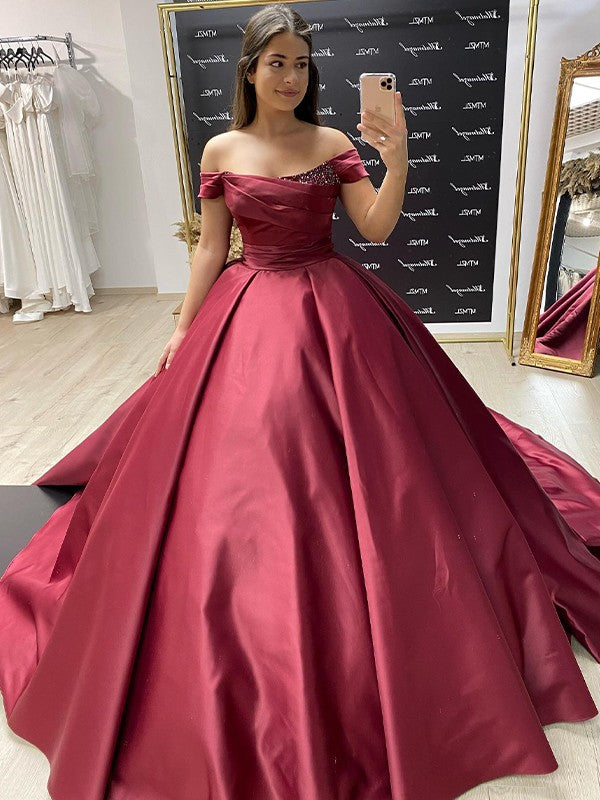 Robe de bal en satin à volants, épaules dénudées, sans manches, traîne courte