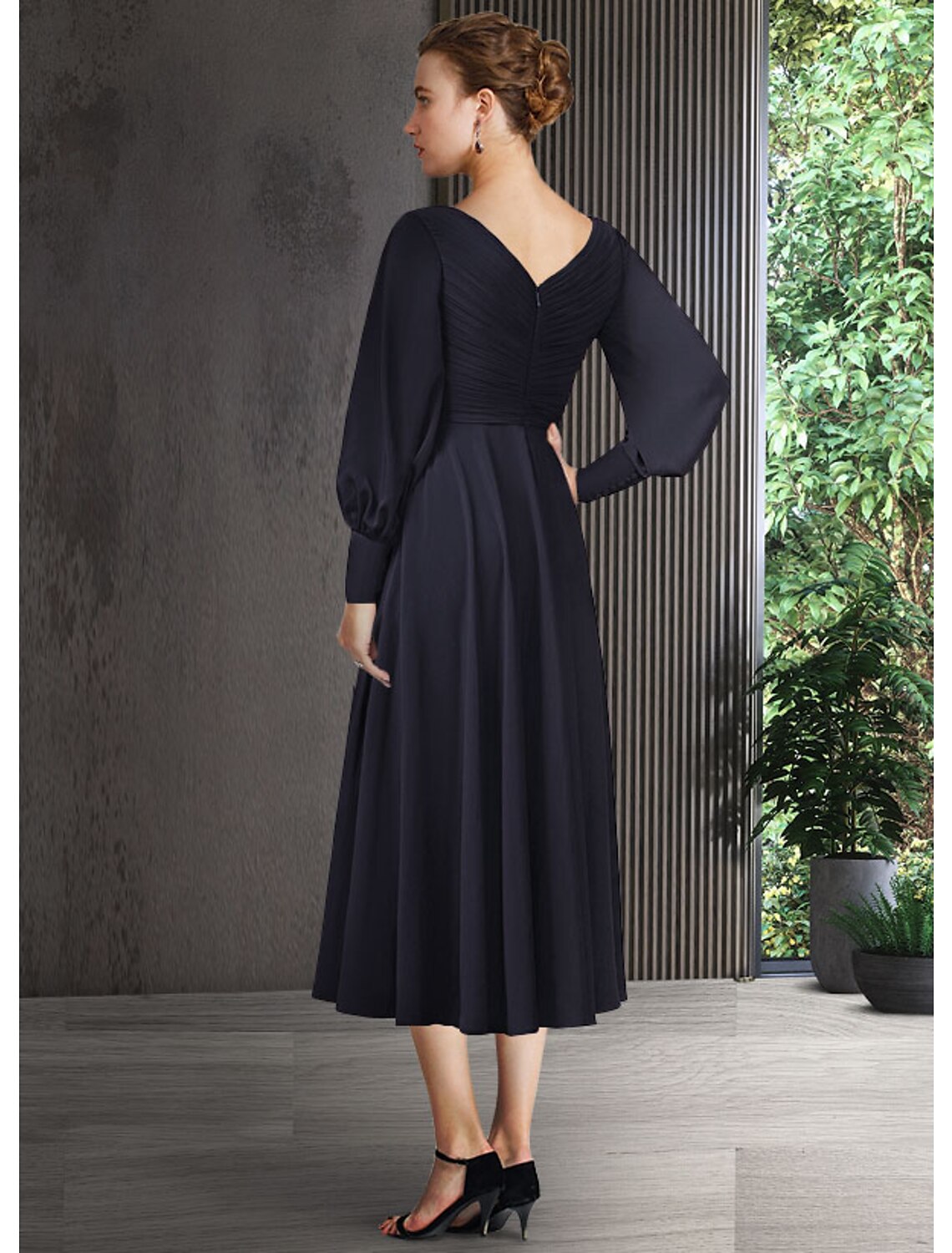 A-Linien-Kleid für die Brautmutter, elegant, V-Ausschnitt, knielang, Chiffon, kurze Ärmel, lange Ärmel, mit Falten, Rüschen
