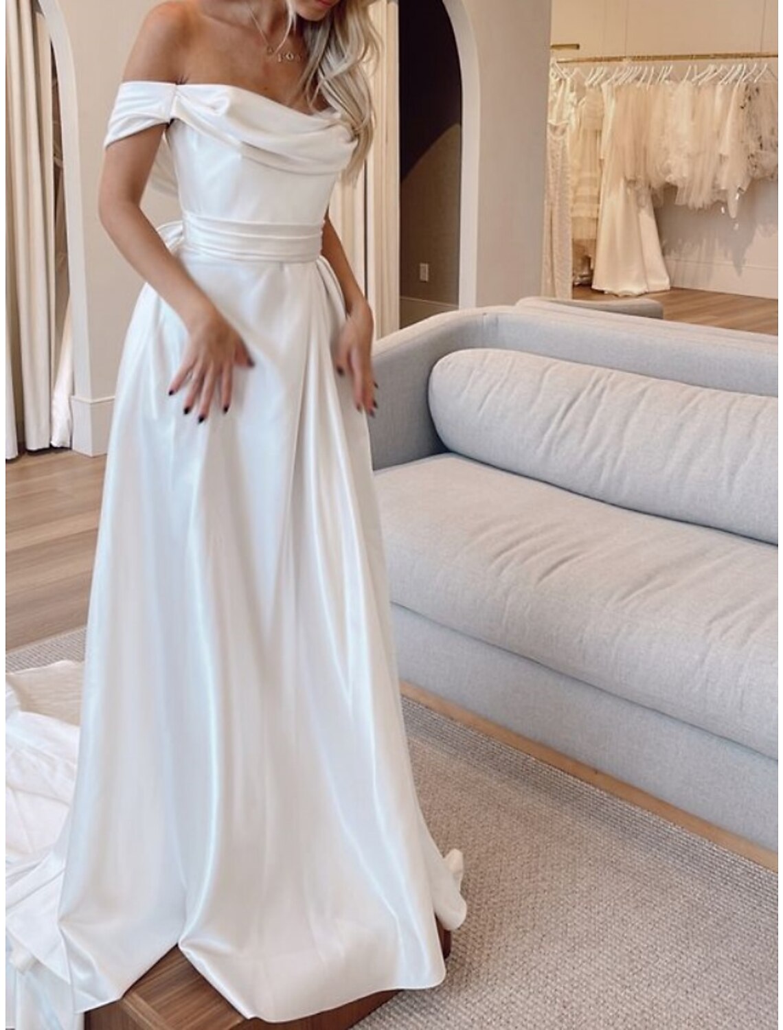 Formal Wedding Dresses A-Line Off Shoulder Short Sleeve Court Train Satin Bridal Gowns With Pleats Ruched