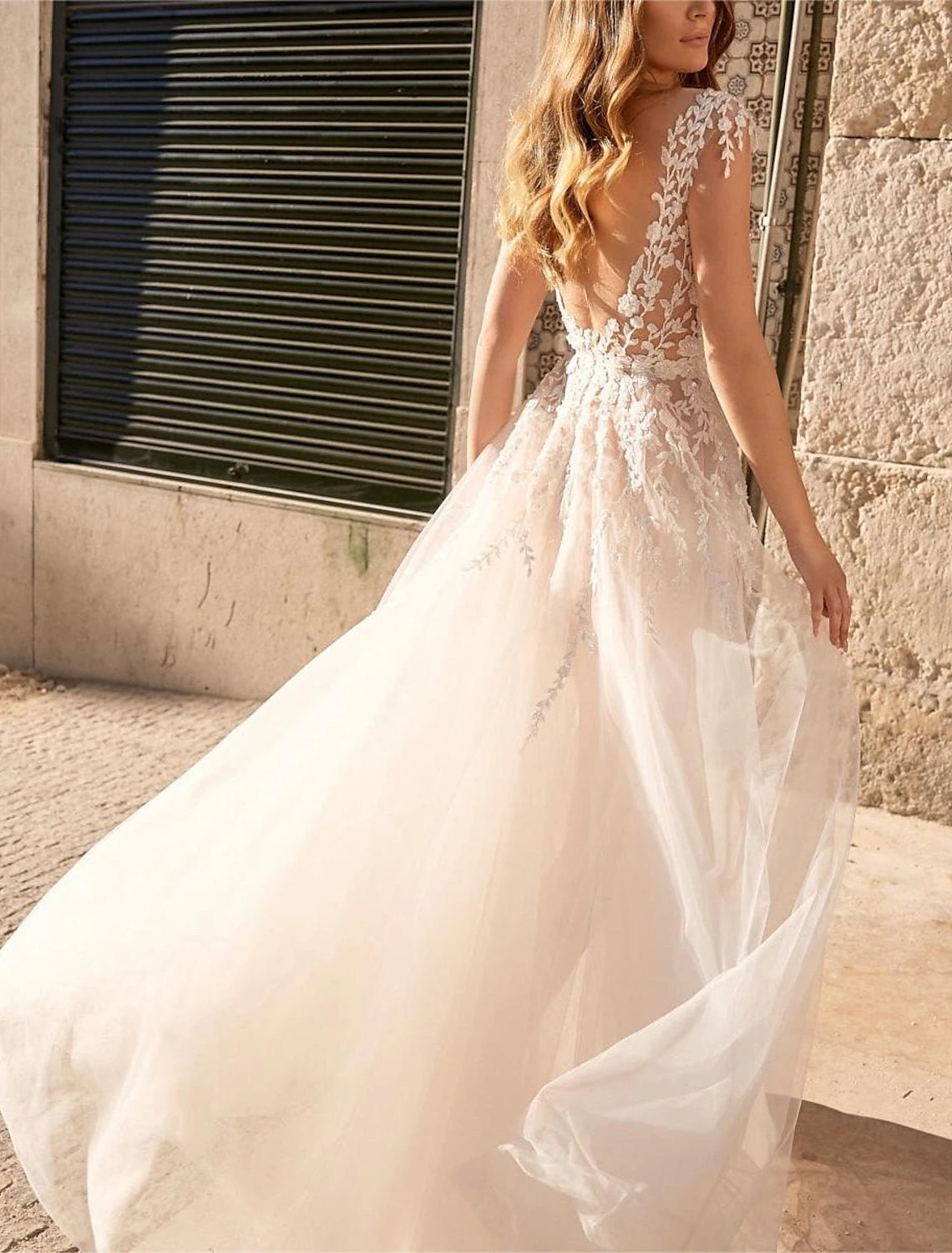 Robe de mariée bohème de plage, coupe trapèze, col bateau, sans manches, longueur au sol, en organza, avec fleurs, couleur unie