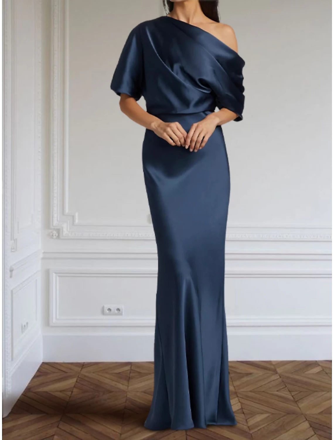 Etuikleid/Säulenkleid, formelles Abendkleid, elegantes Kleid, formelles Kleid, bodenlang, halbe Ärmel, schulterfrei, Satin mit Falten, gerüscht