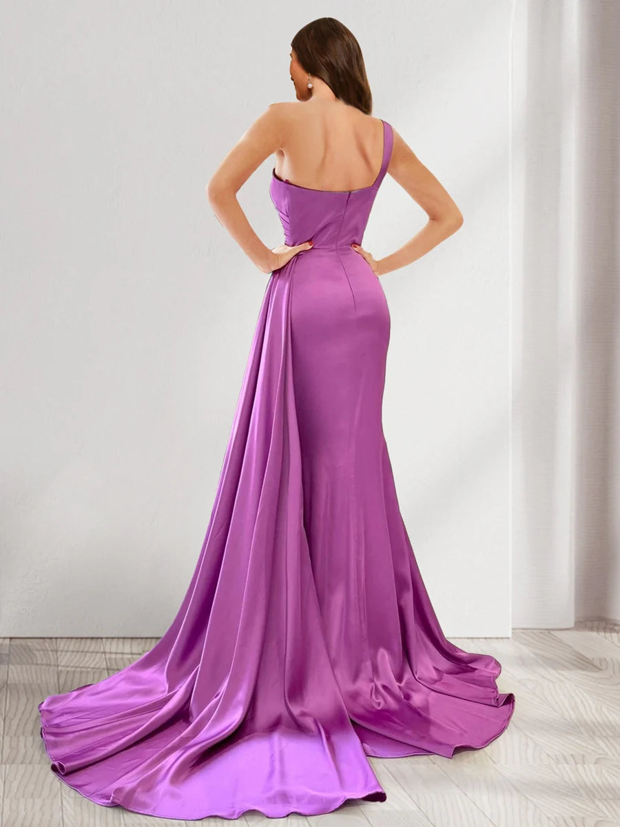 Robe de soirée longue avec cordon de serrage, queue de poisson et plis aux épaules