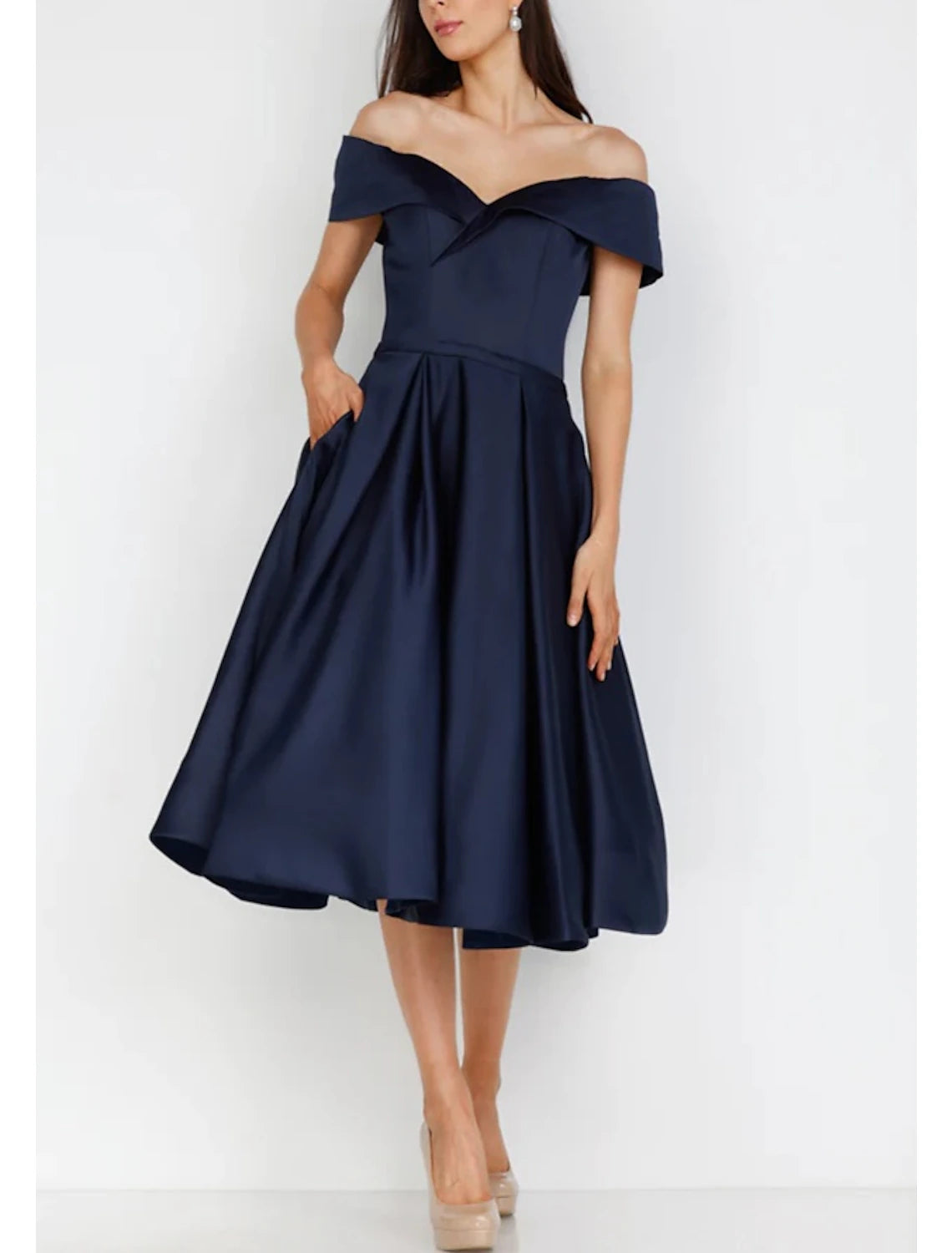 Robe de cocktail trapèze élégante, tenue de soirée formelle, longueur thé, sans manches, décolleté en cœur, poche, satin avec fronces
