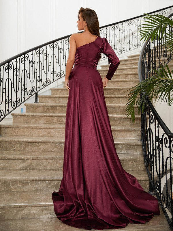 Etui-Linie/Säule Gewebter Satin Rüschen One-Shoulder-Träger Lange Ärmel Sweep/Pinsel zug Kleider